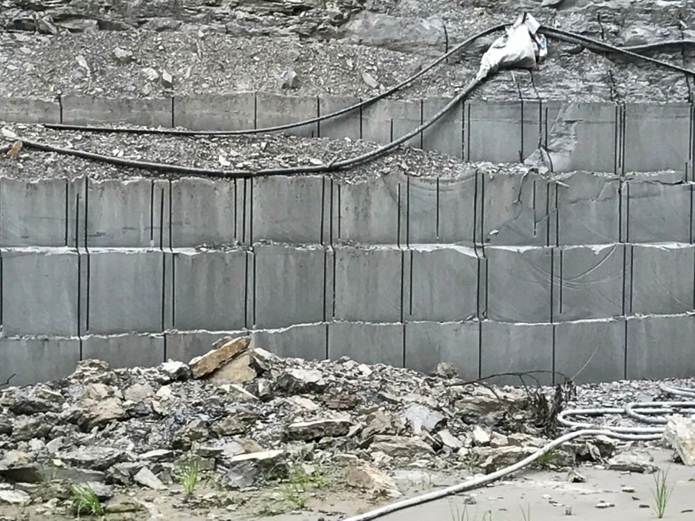 匯豐砂巖 黑砂巖