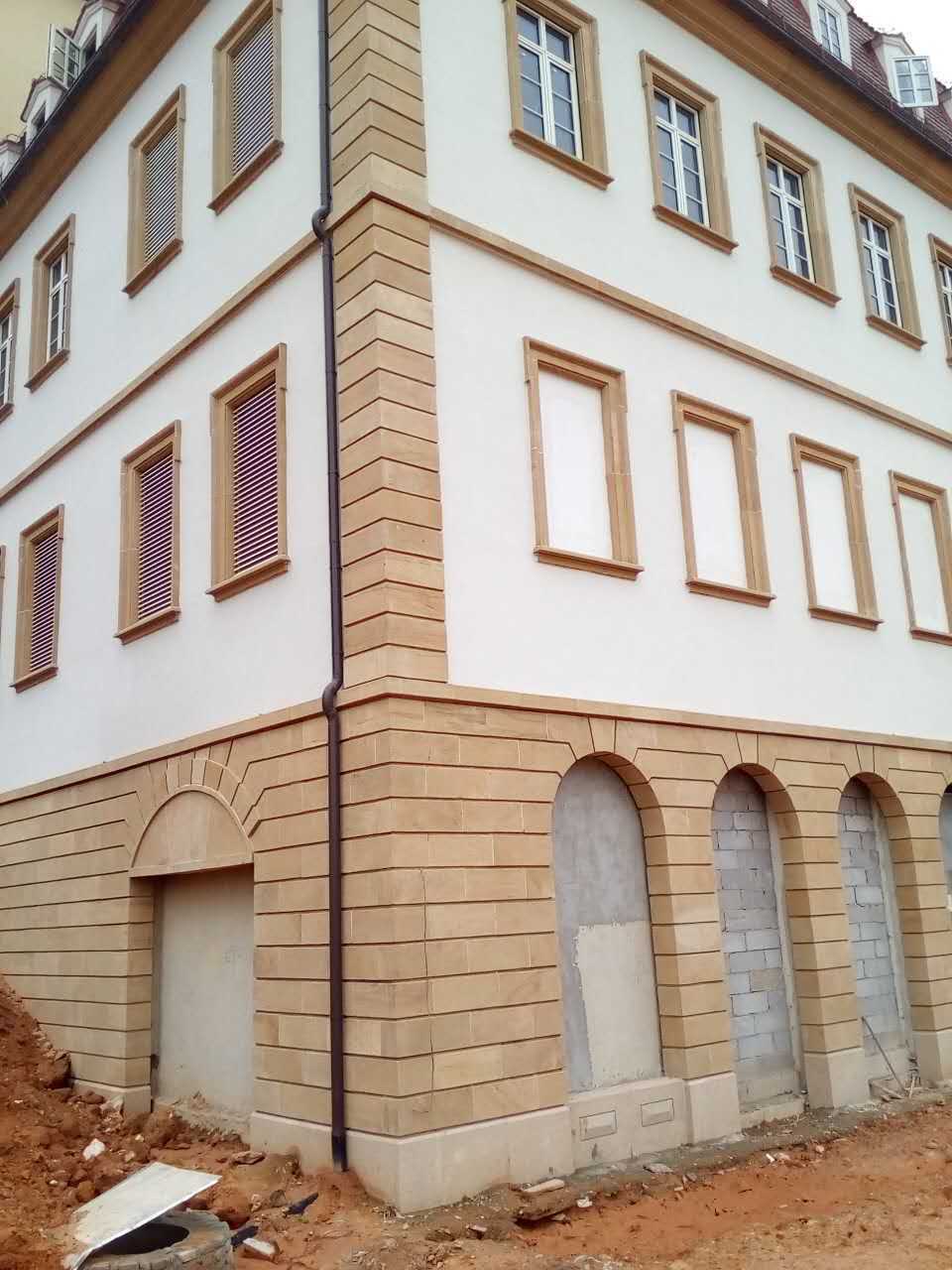 匯豐石業(yè)工程案例