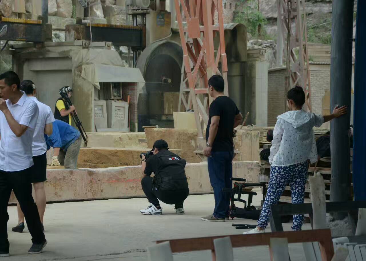 CCTV《牛商論道》欄目組蒞臨自貢市匯豐石業(yè)