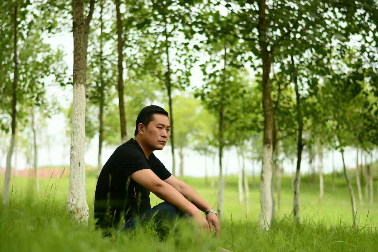 CCTV《牛商論道》欄目組蒞臨自貢市匯豐石業(yè)