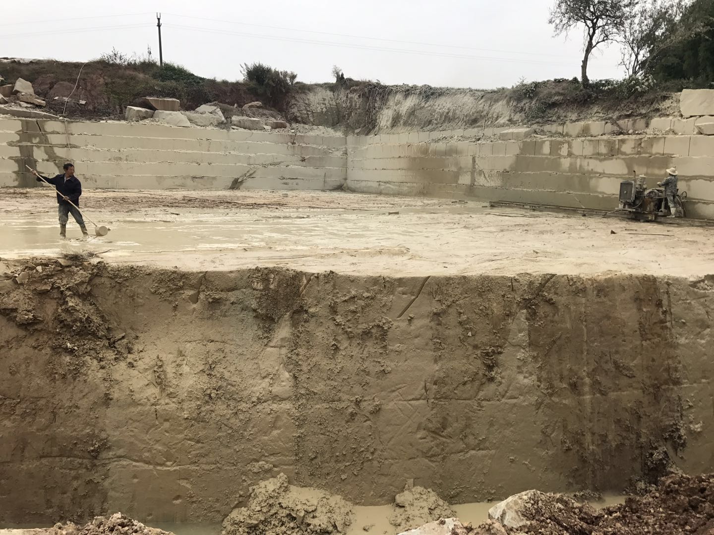 匯豐砂巖米黃礦山