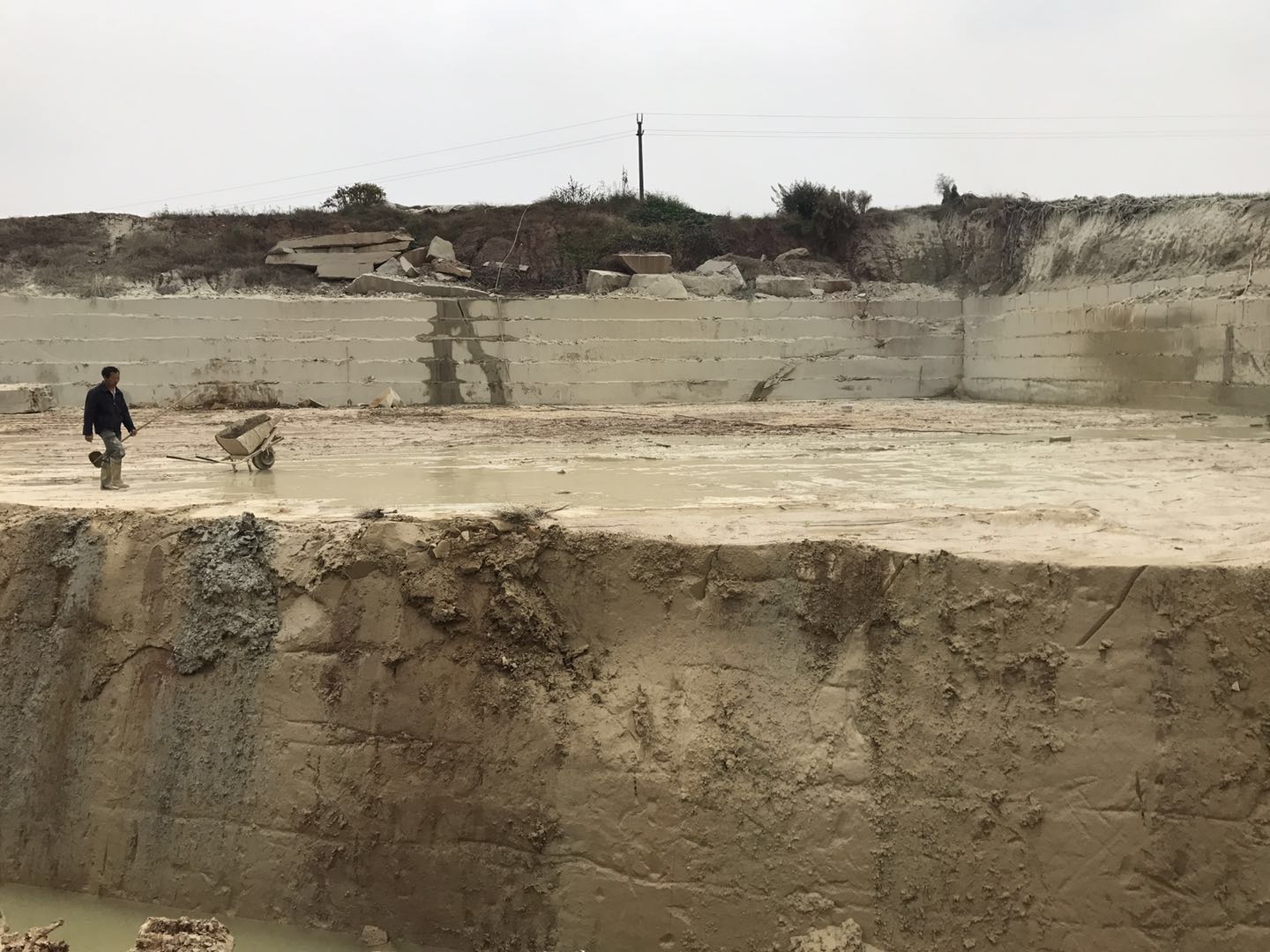 匯豐砂巖米黃礦山