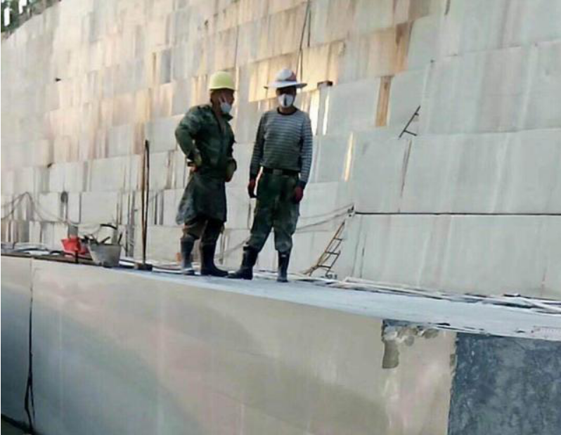 四川砂巖青石礦山